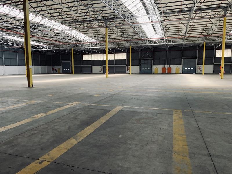 To Let commercial Property for Rent in Montague Gardens Western Cape